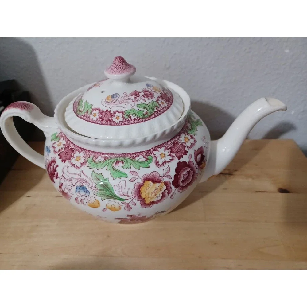 Johnson Brothers Winchester Teapot & Lid Pink (Rope Edge) England Floral 5 Cup